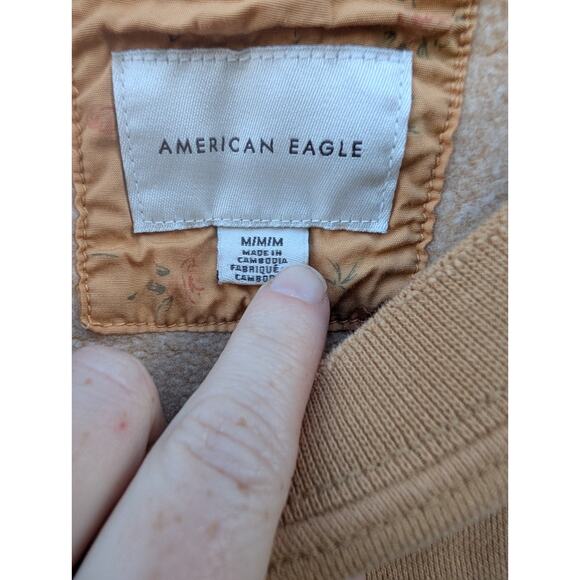 American Eagle Womens Light Mustard Yellow Logo Tiger Crewneck Sweatshirt Sz M - Picture 6 of 7